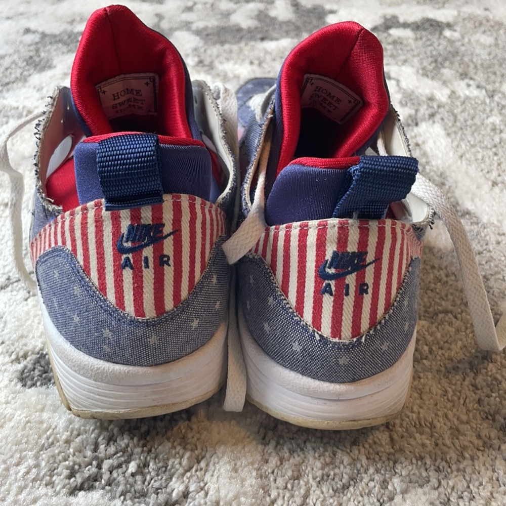 Nike Air Huarache “Home Sweet Home” View 5